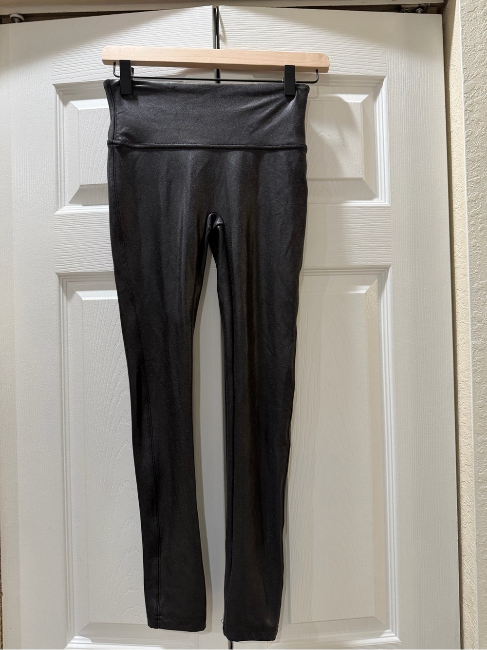 SPANX Faux Leather Leggings Black Shiny High Rise Size Small